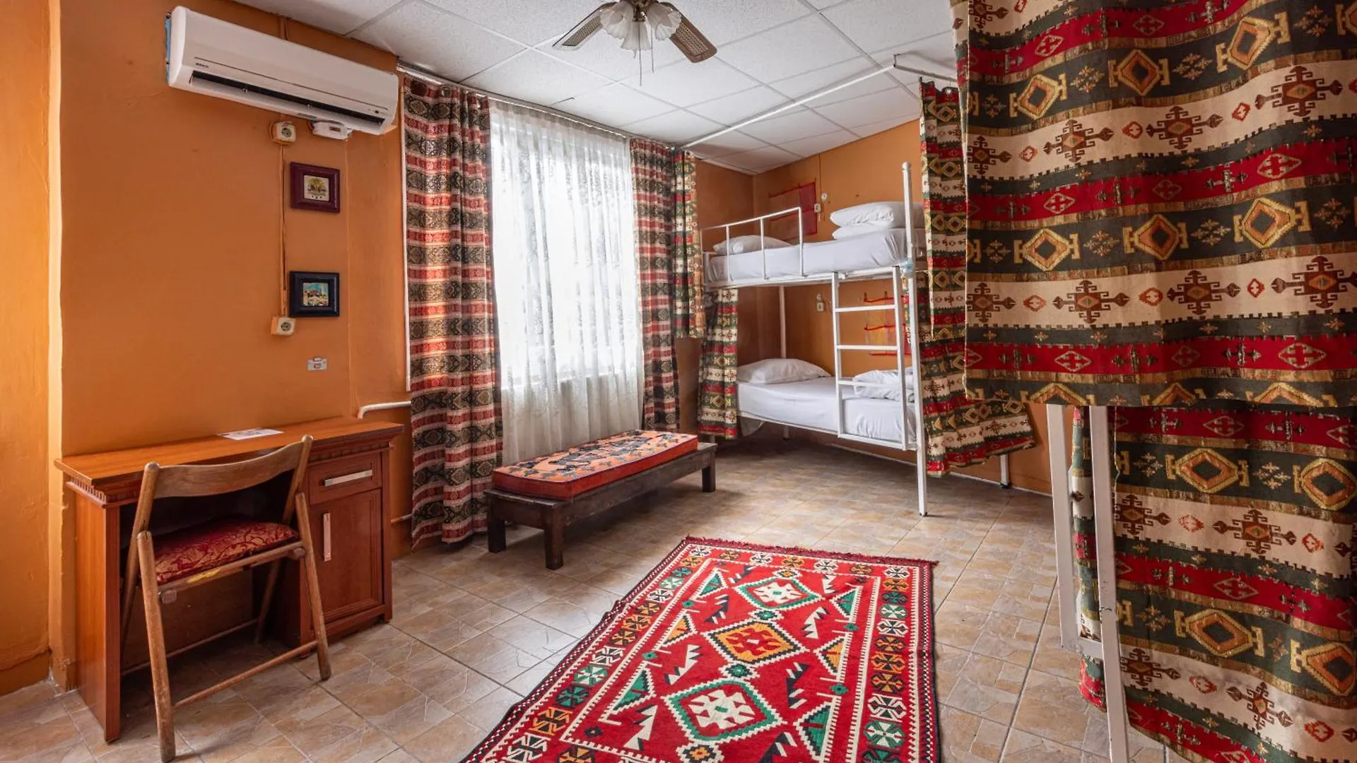 Bahaus Guesthouse Hostel Estambul