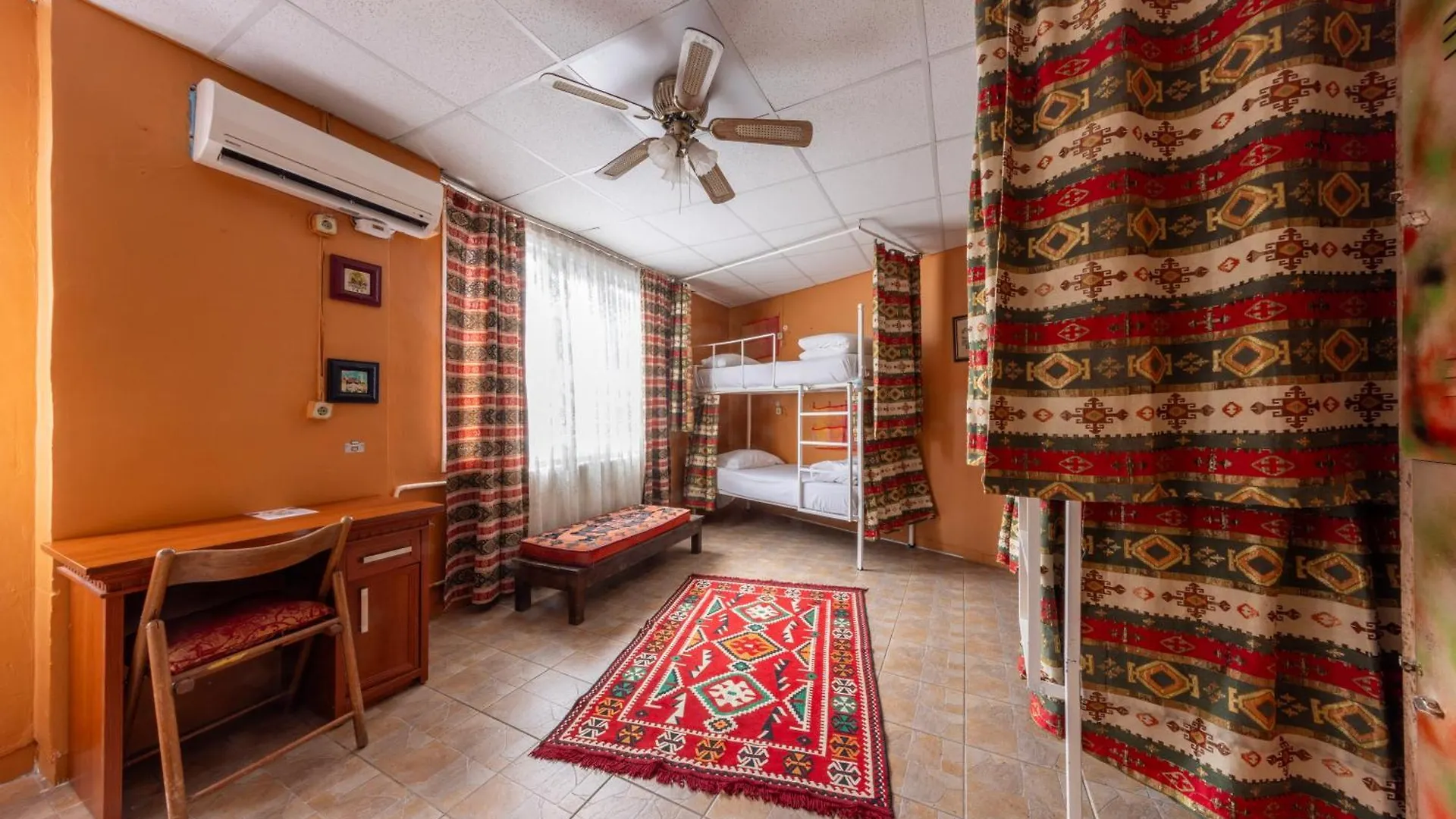 Bahaus Guesthouse Hostel Istanbul 0*,  Turkey
