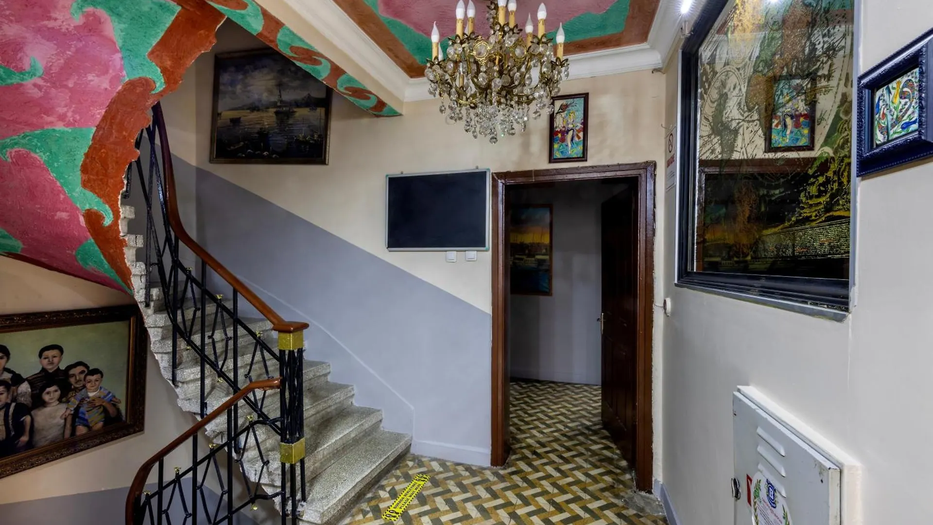 Bahaus Guesthouse Hostel Estambul Turquía